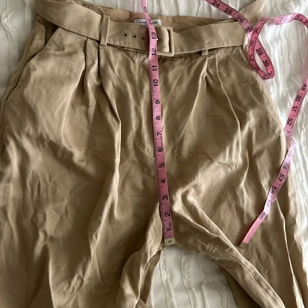 & Other Stories Khaki Pants with Belt - Picture 4 of 9